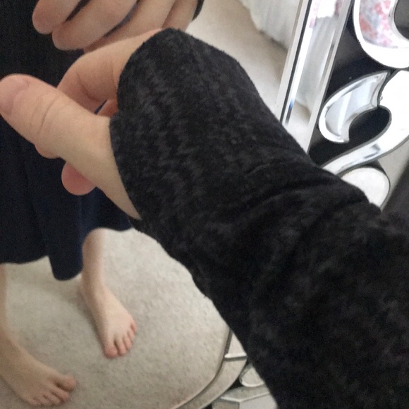 Lululemon jacket size 6 - Picture 5 of 8